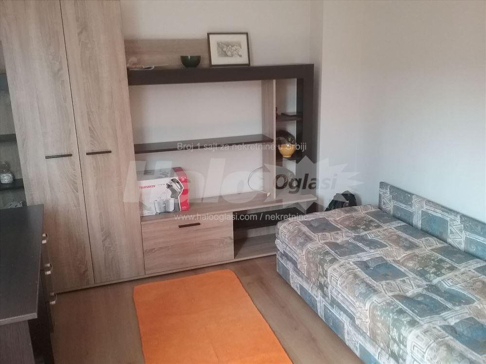 Izdajem lep , funkcionalan dvosoban stan — 4
