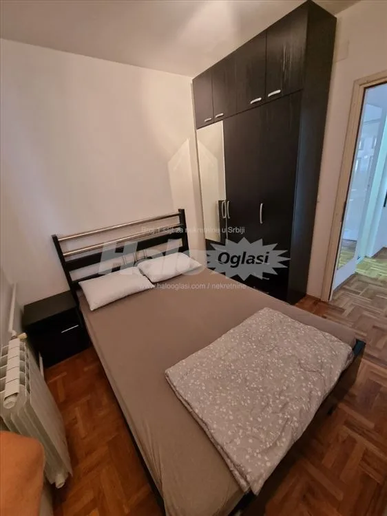 Izdajem lepo namešten stan u odličnom stanju. — 8