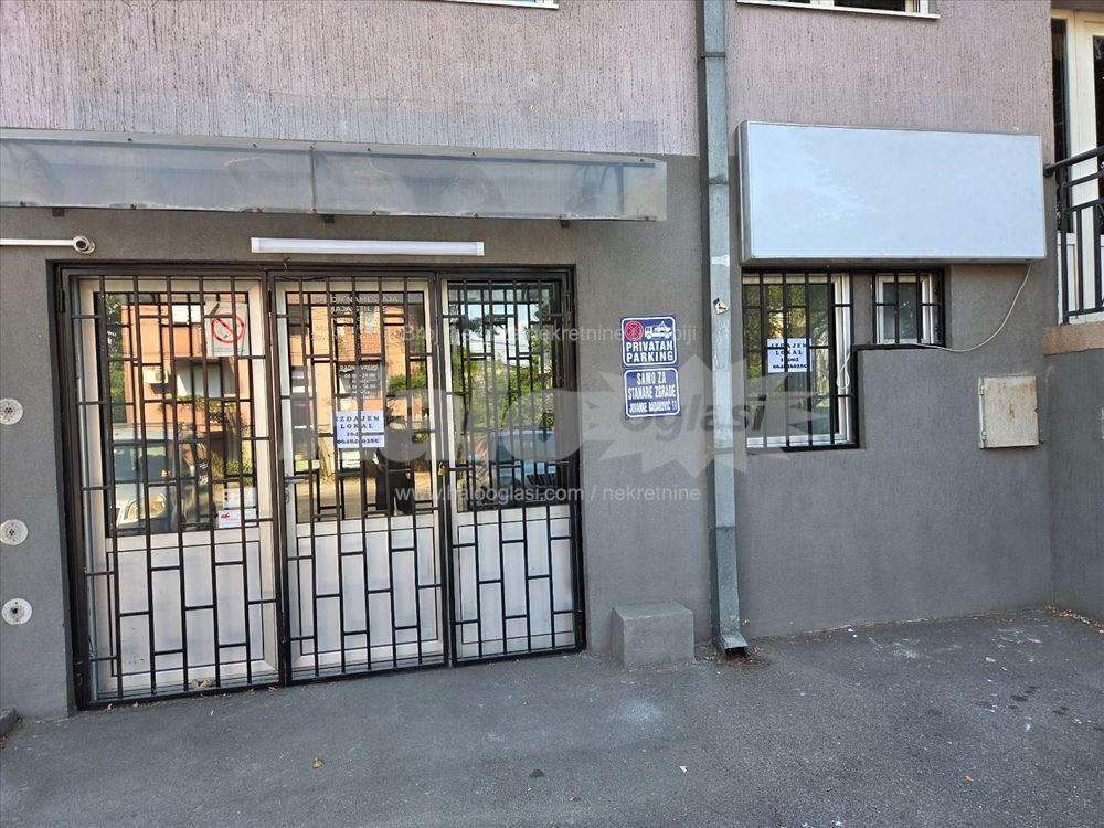 Izdajem lokal 164m2 u ulici Jovanke Radakovic — 15