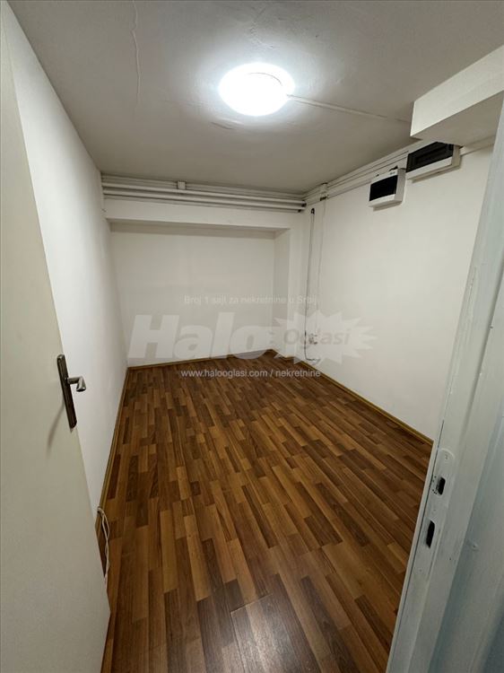 Izdajem lokal / poslovni prostor 43m2 u Savskoj — 4