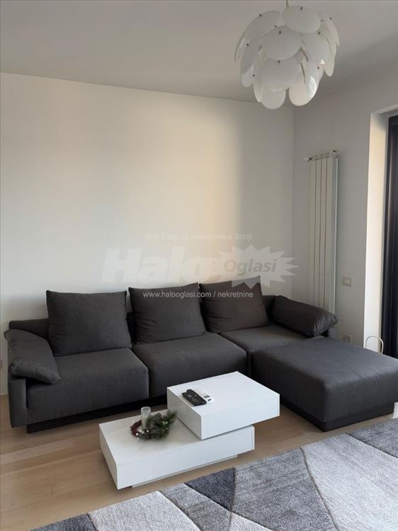 Izdajem luksuzan stan 60m², A Blok, Novi Beograd — 8