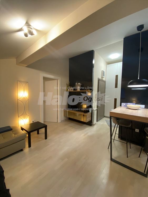 Izdajem luksuzno namesten stan, 50m2 Lekino Brdo — 9