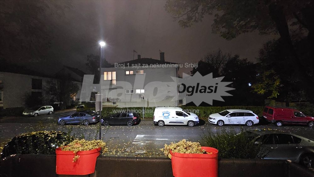 Izdajem lux garsonjeru, Galenika — 6