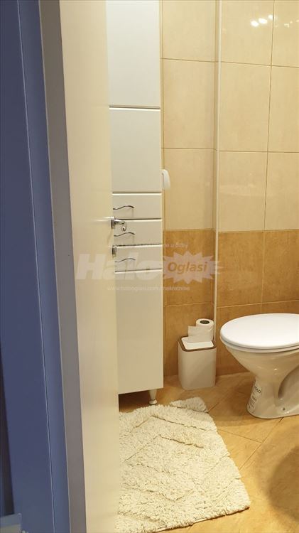 Izdajem lux garsonjeru na Zvezdari — 14