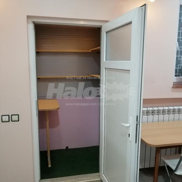 Izdajem LUX-garsonjeru u strogom centru Beograda — 10