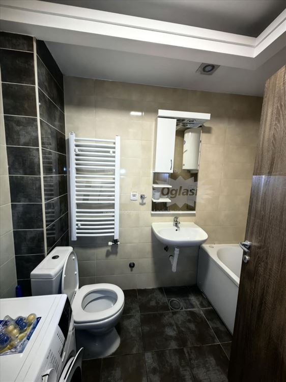 Izdajem lux namešten stan od 93m2 — 7