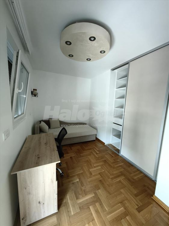 Izdajem lux namešten stan od 93m2 — 11