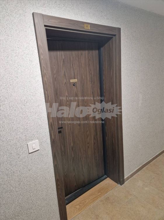 Izdajem lux opremljen stan u Palata Vizantija 48m2 — 5