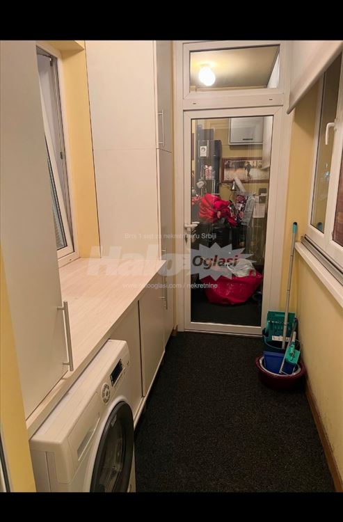 Izdajem lux stan kod Djeram pijace 76 kvadrata — 9
