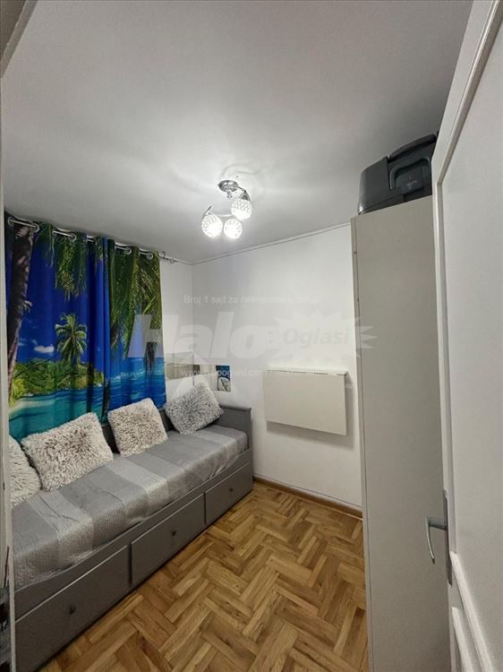 Izdajem LUX stan - moderan — 2