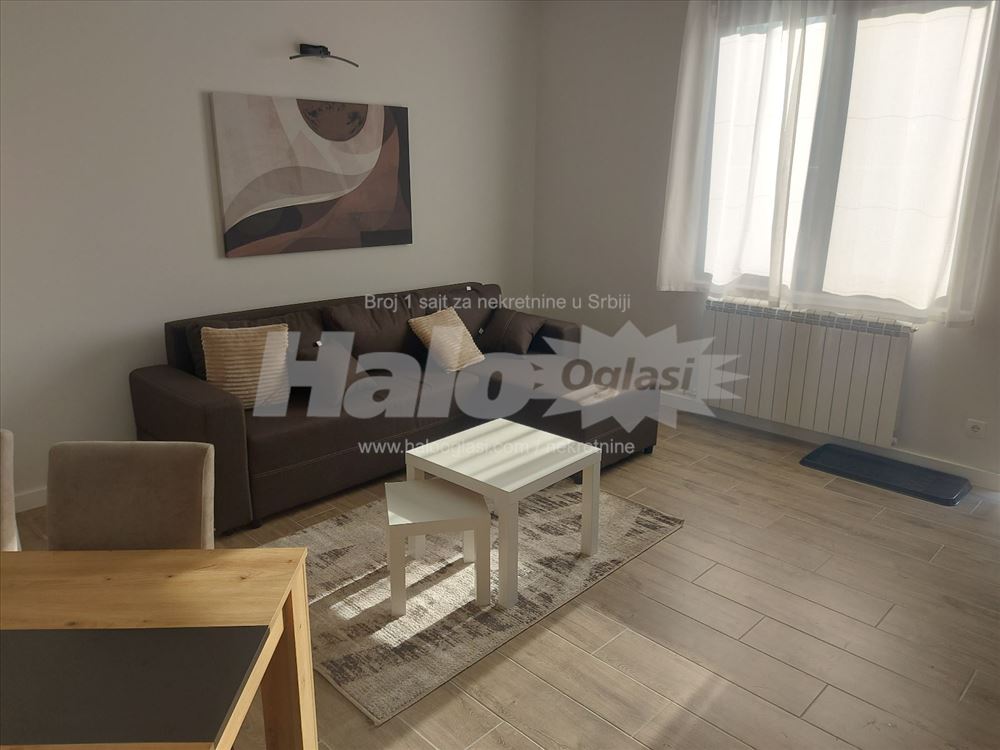 Izdajem lux stan — 14