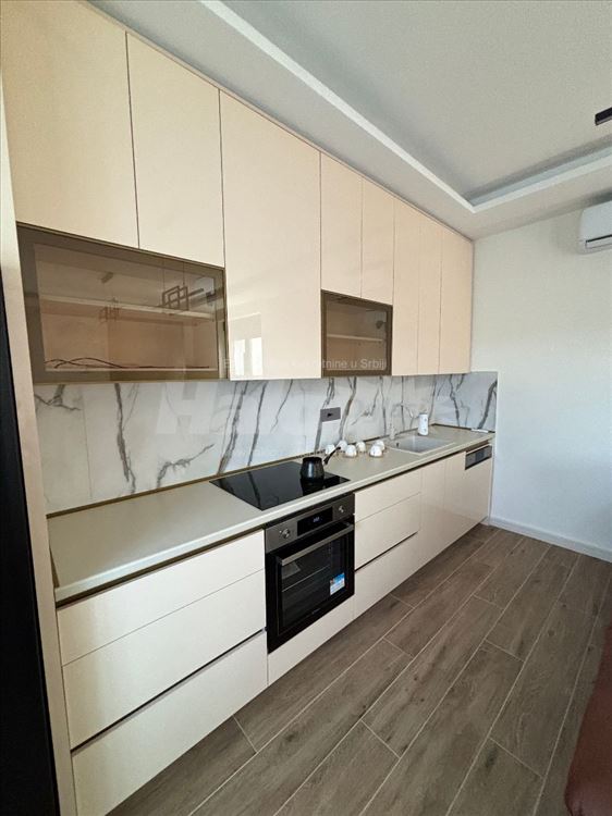Izdajem Lux stan Senjak, 5.0, 170 m2, PETOSOBAN — 15