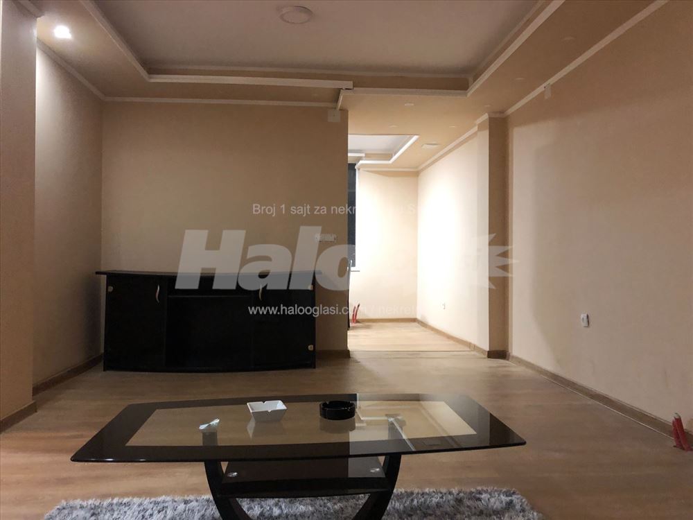 Izdajem lux stan za majstore! — 10