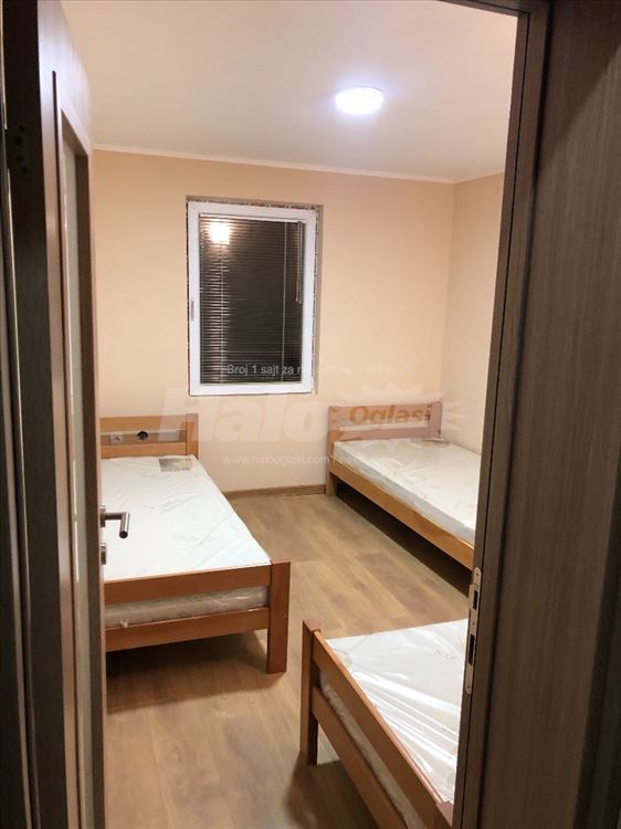 Izdajem lux stan za majstore! — 13