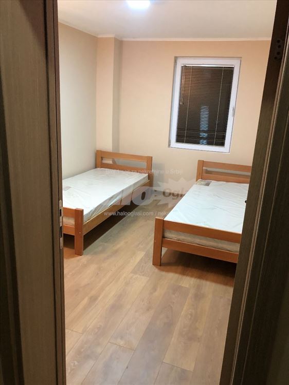Izdajem lux stan za majstore! — 14