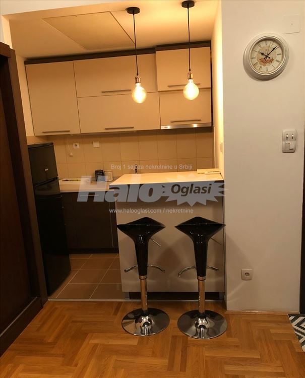 Izdajem lux stan Zemun — 5