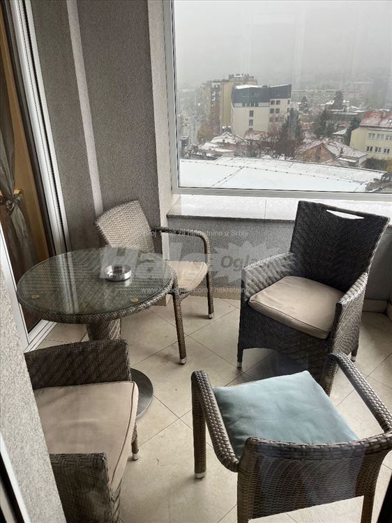 Izdajem luxuzan potpuno namesten stan od 105 m2 — 3