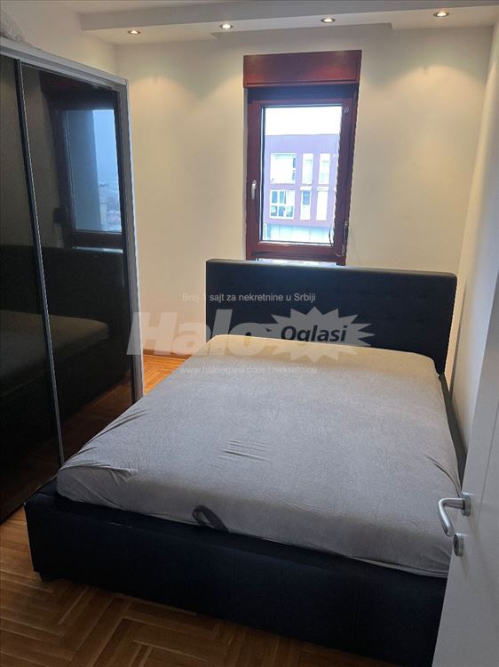 Izdajem luxuzan potpuno namesten stan od 105 m2 — 6