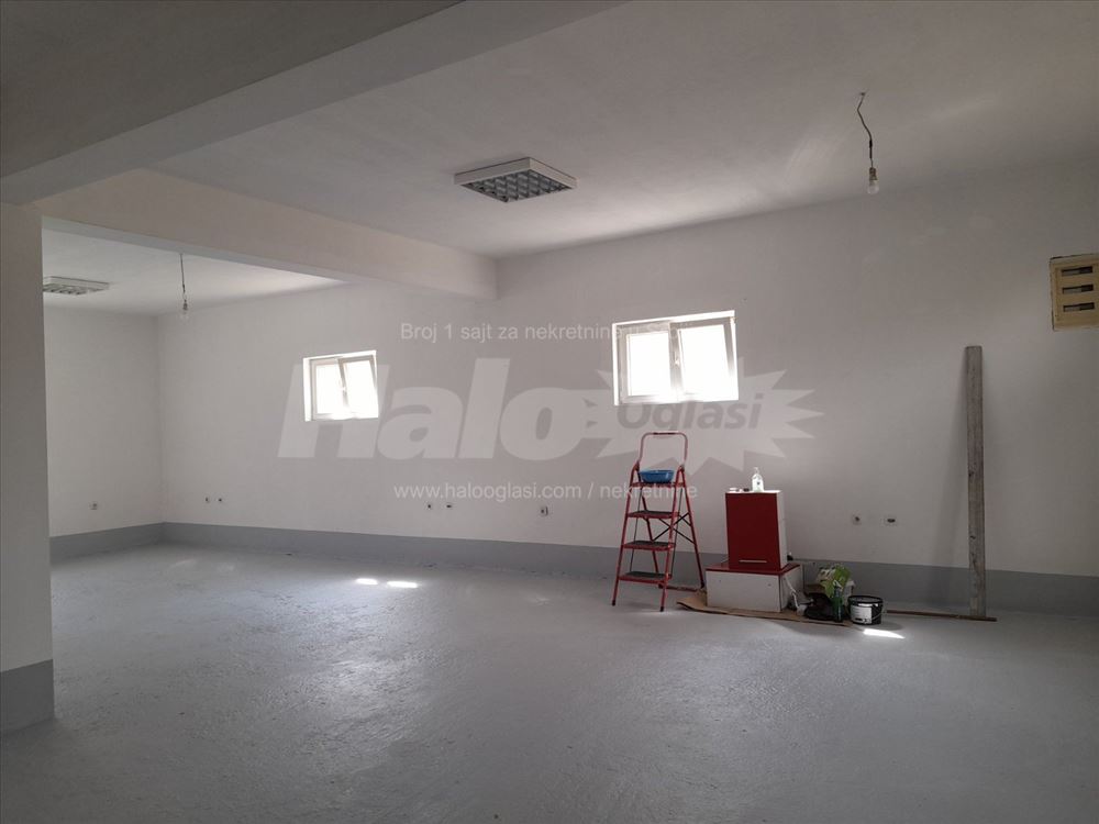 Izdajem magacinski-poslovni prostor 120m² — 4