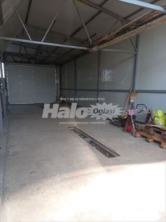 Izdajem magacinski-poslovni prostor 120m² — 9