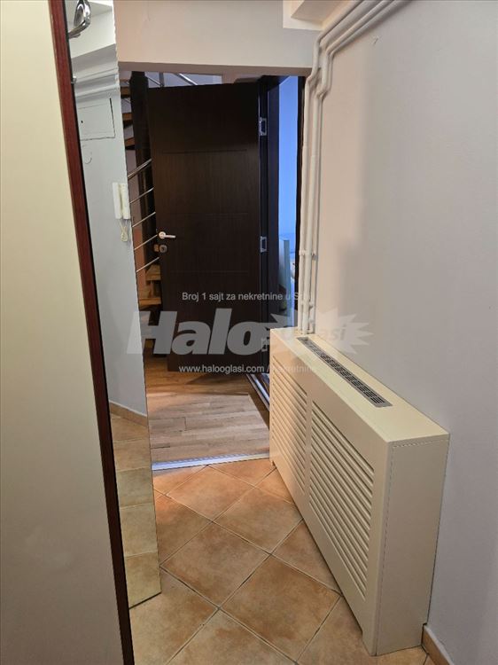 Izdajem moderno namešten stan na Vračaru — 6