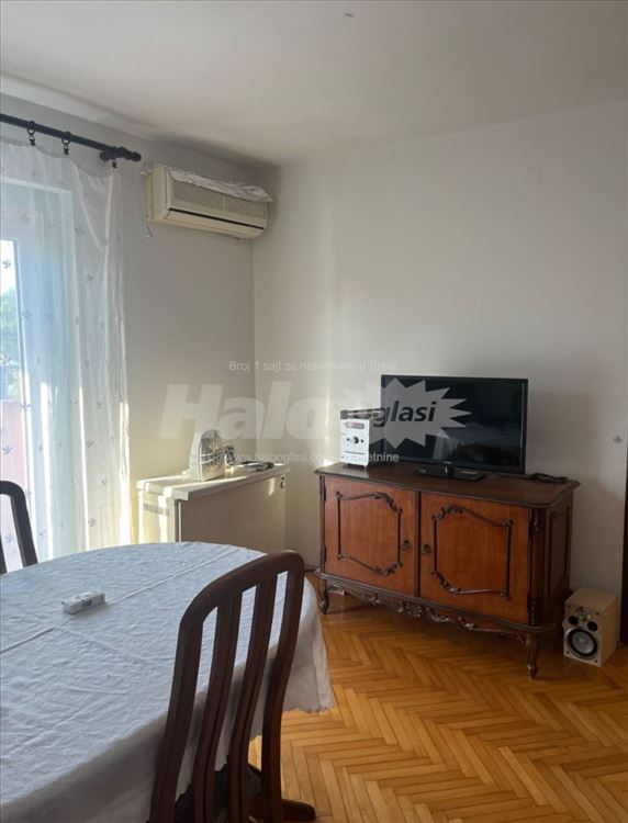 Izdajem namesten 3 soban stan — 9