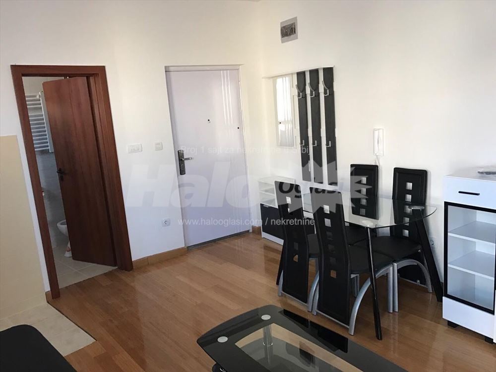 Izdajem Namesten dvosoban stan u Brace Jekovic — 5