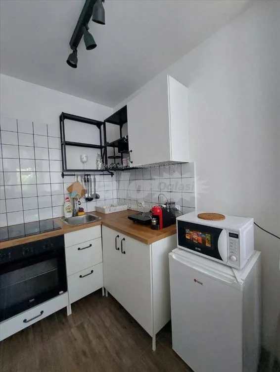 Izdajem namesten jednoiposoban stan–Labudovo brdo — 4