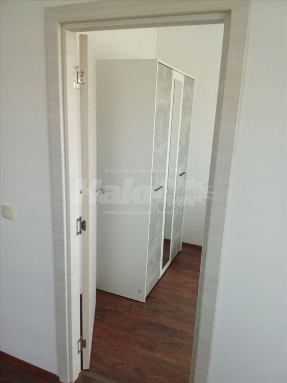 Izdajem namesten stan 32m2 — 6