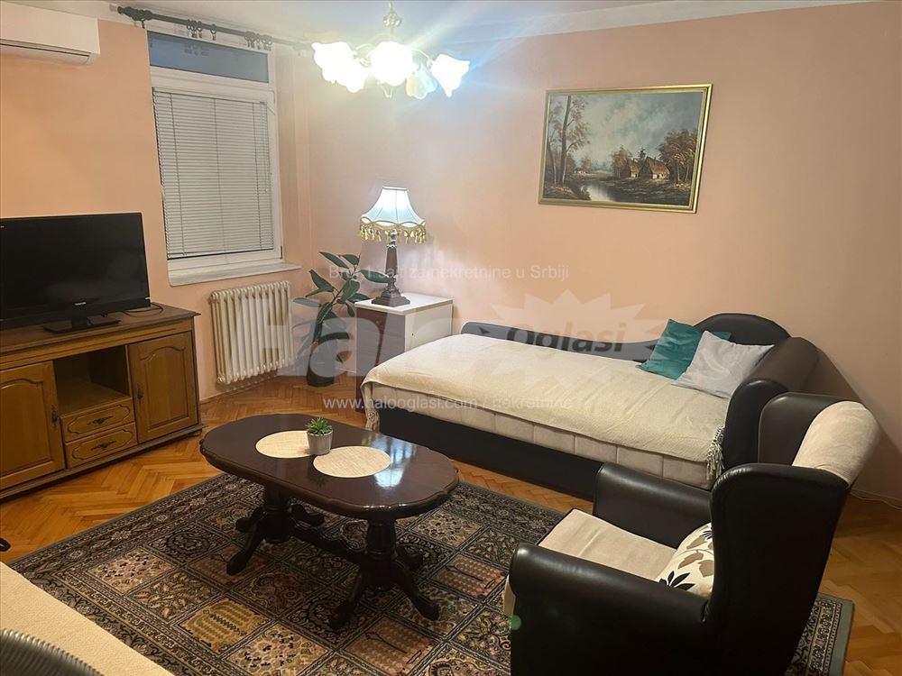 Izdajem namešten stan 36m2 Filmski Grad — 13