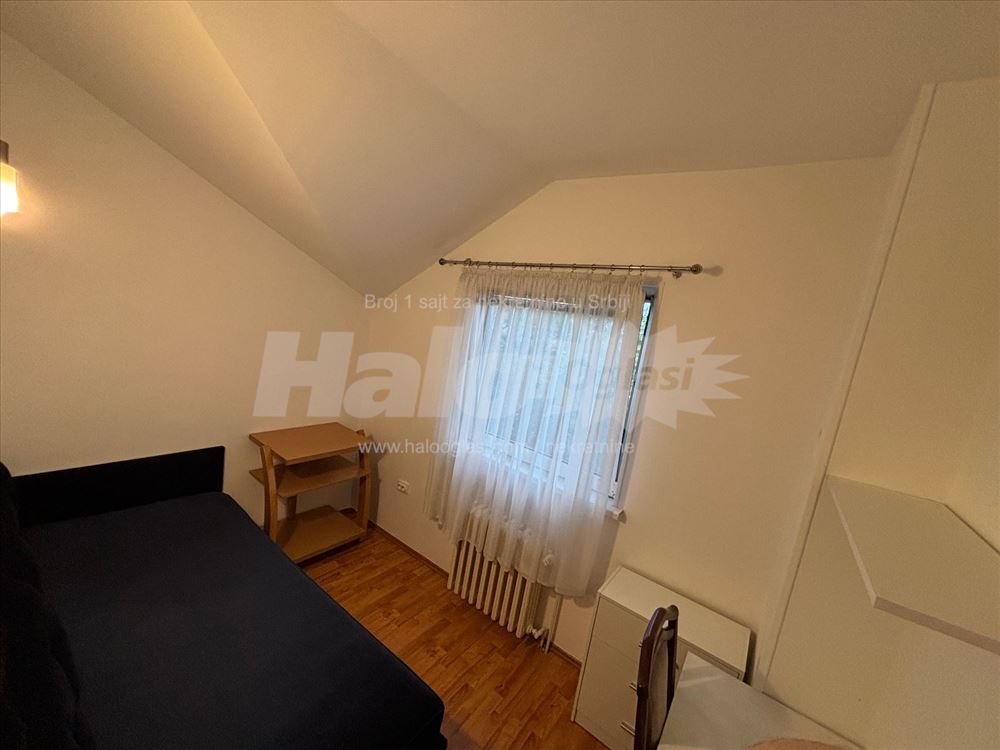 Izdajem namesten stan na Julinom brdu 45m2 — 5