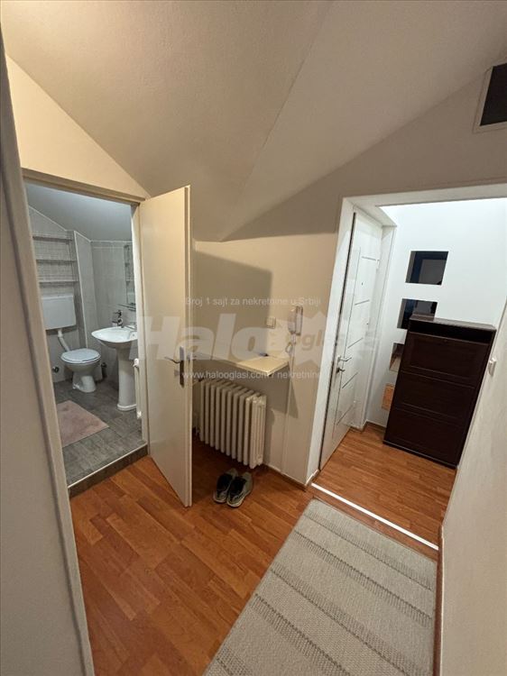 Izdajem namesten stan na Julinom brdu 45m2 — 8