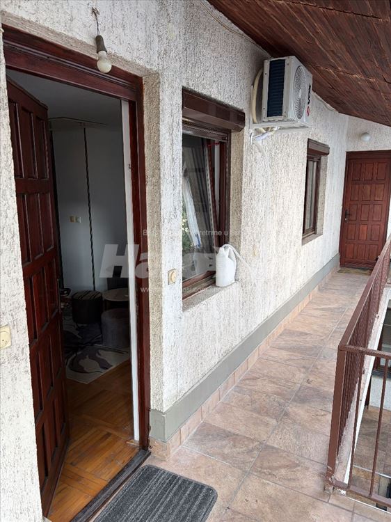 Izdajem namesten stan od 37m2 — 11