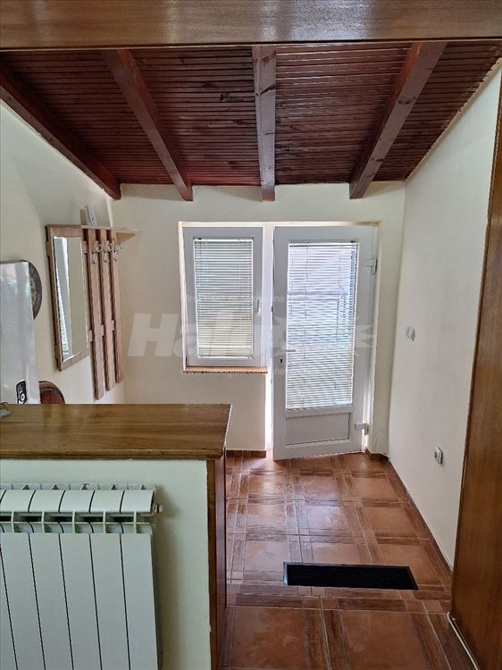 Izdajem namesten stan u Žarkovu 37 m2 — 2