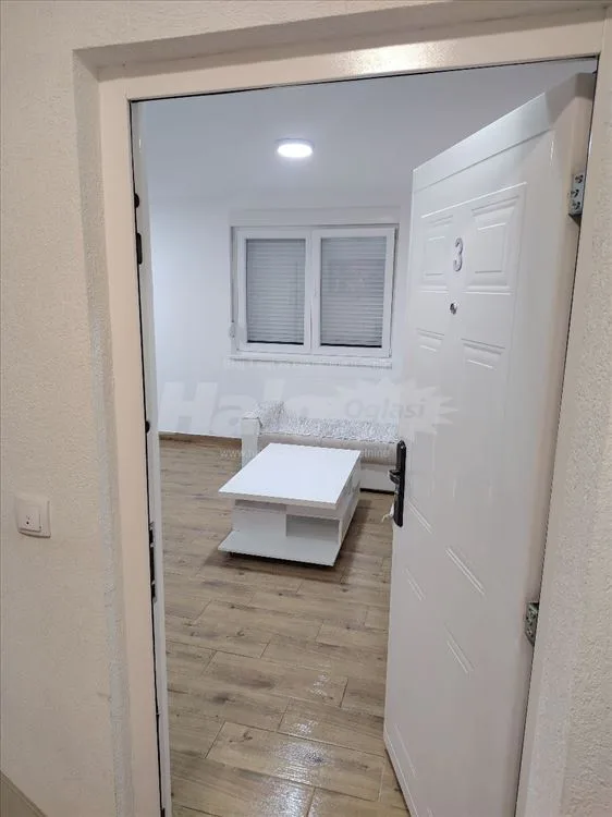 Izdajem namesten stan u kuci — 8