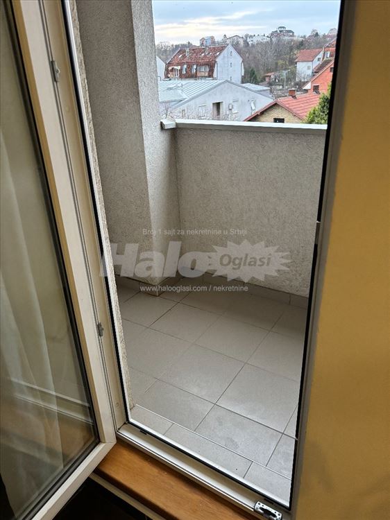 Izdajem namešten  dvosoban stan — 14