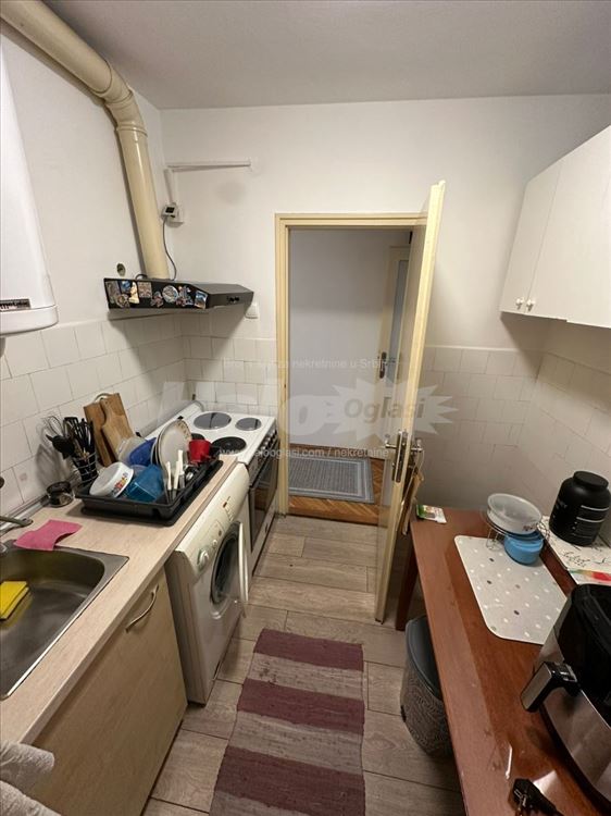 Izdajem namešten jednosobni stan od 32 m 2 . — 6