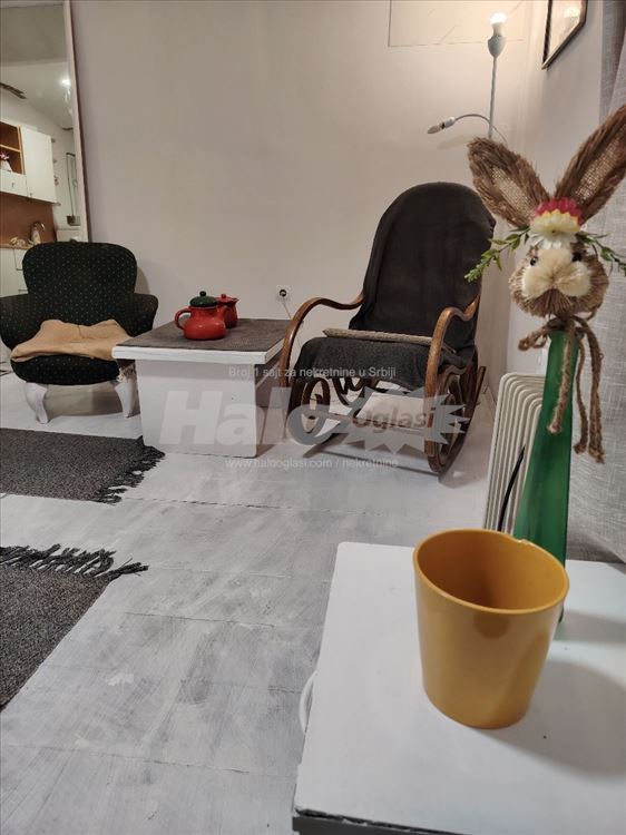 Izdajem namešten stan 35m2 Vračar, vlasnik — 9