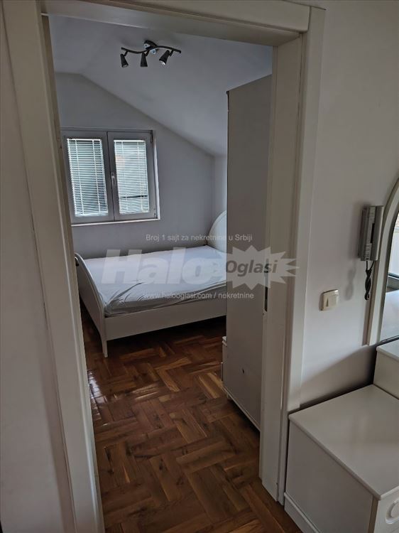 Izdajem namešten stan 50m2 — 10