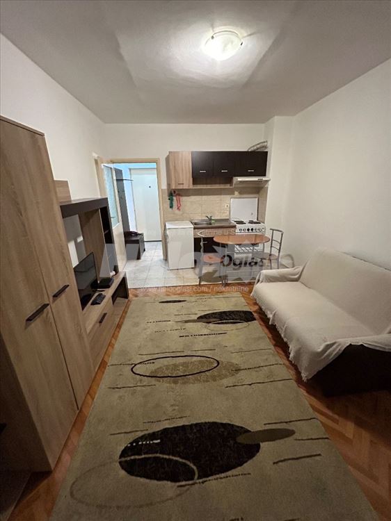 Izdajem nameštenu garsonjeru 23m2 na Karaburmi — 6