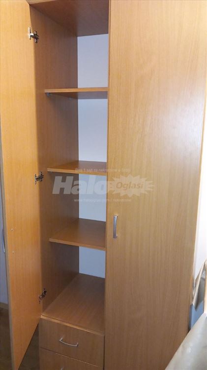 Izdajem nameštenu garsonjeru — 10