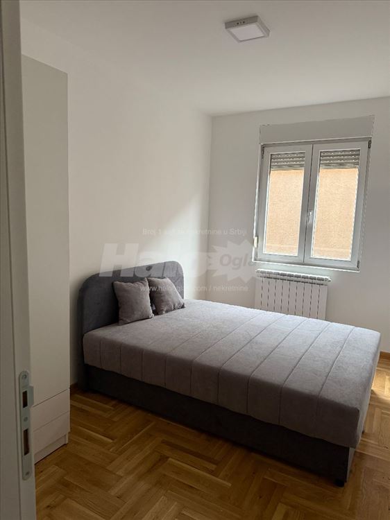 Izdajem nikad useljiv dvosoban stan 60m2 u Zemunu — 4