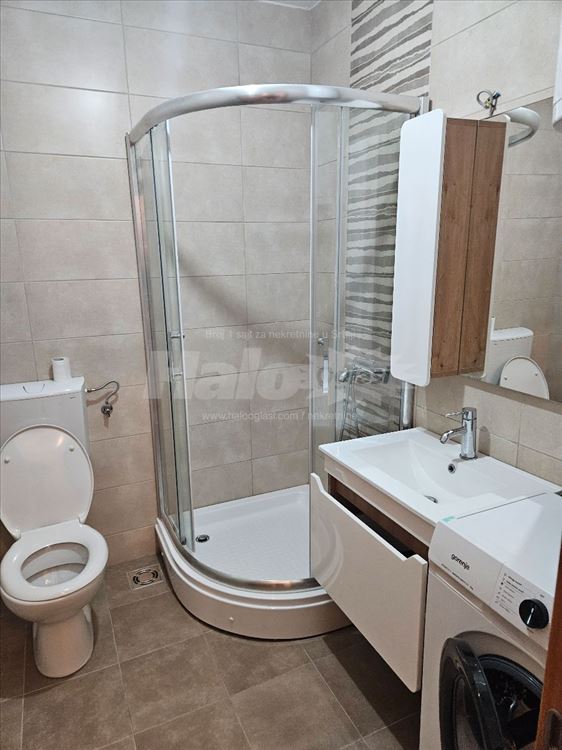Izdajem nov dvosoban namešten stan u Višnjici — 4