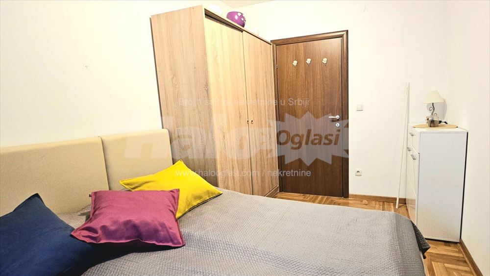 Izdajem nov, namesten stan na Altini — 9