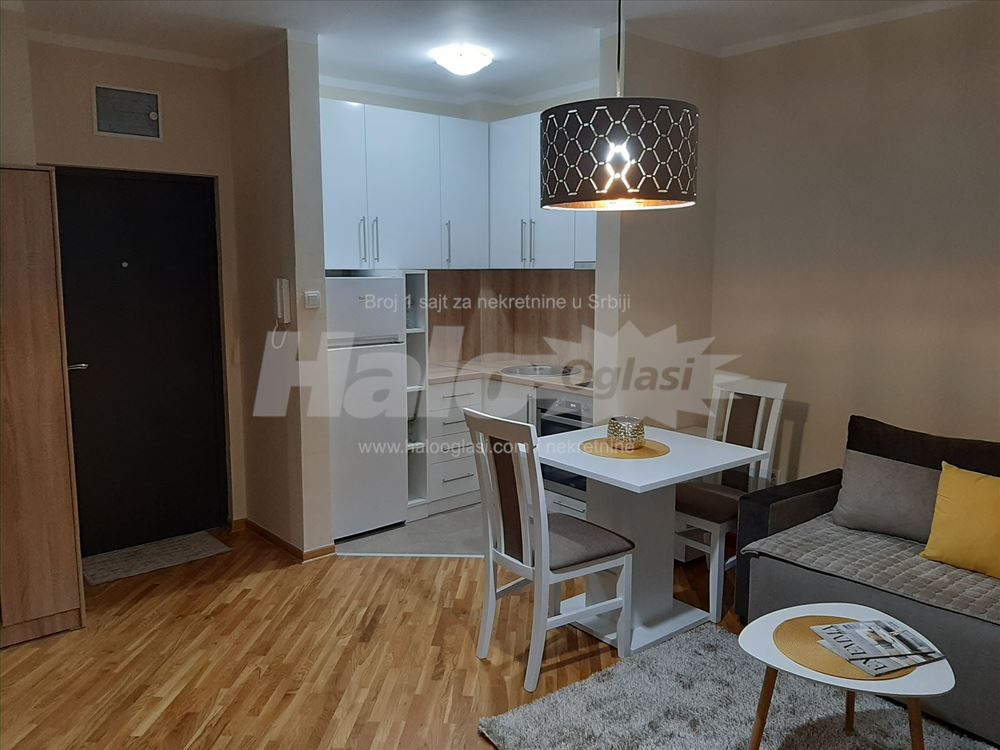 Izdajem nov, namesten,jednoiposoban stan, Mirijevo — 2