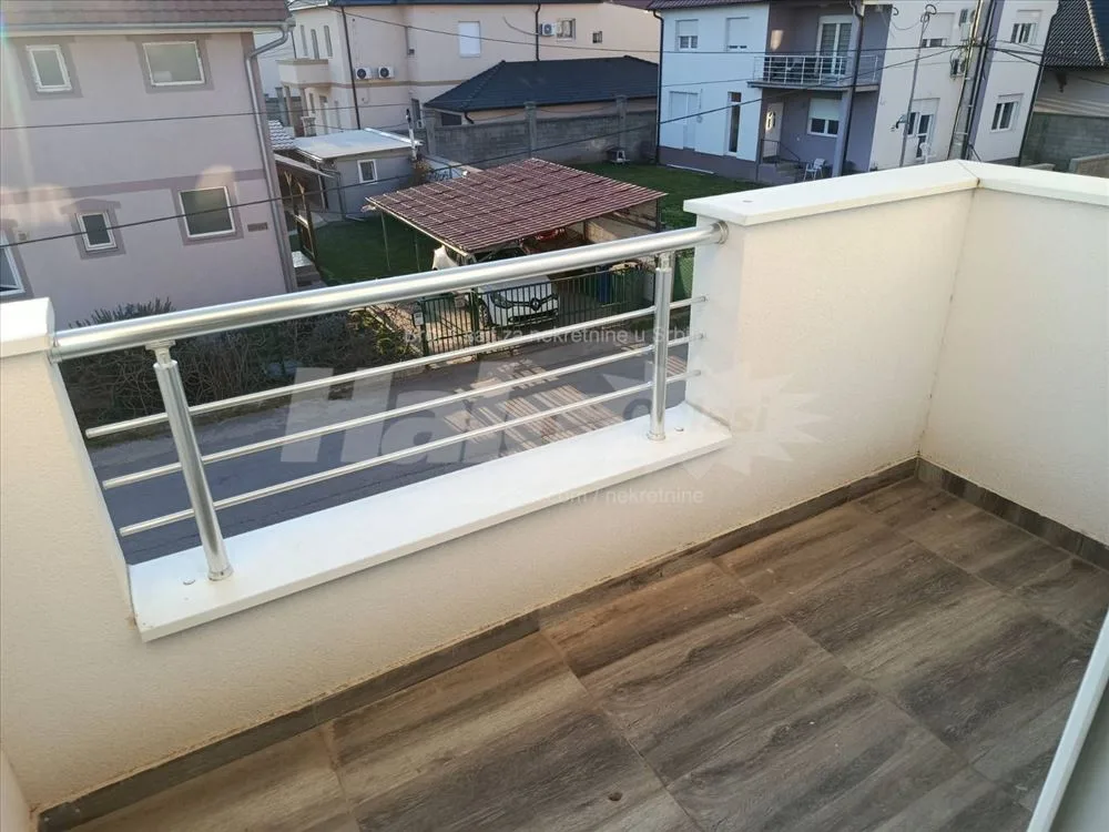 Izdajem nov namešten stan 39m2 — 7