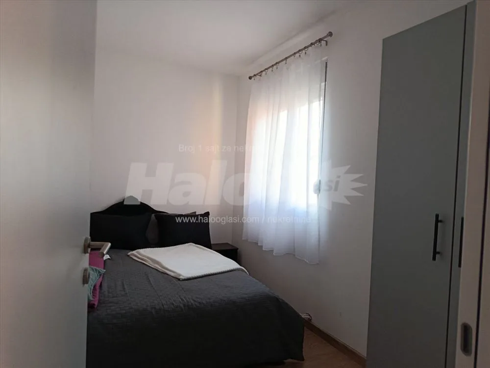 Izdajem nov namešten stan 39m2 — 8