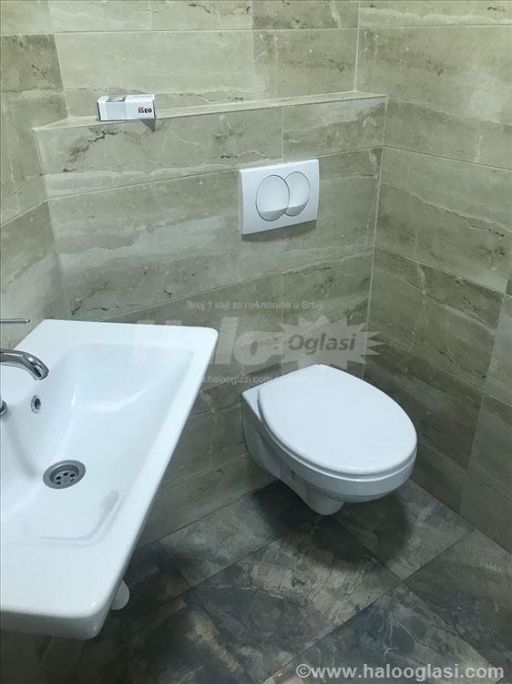 Izdajem Novi Lux stan 2 parking mesta — 5