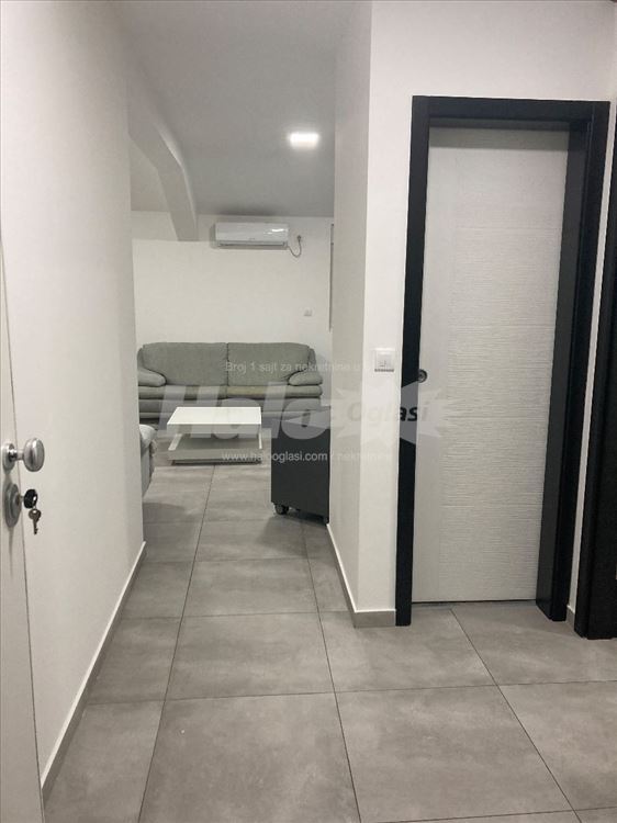 Izdajem Novi Lux stan 2 parking mesta — 14