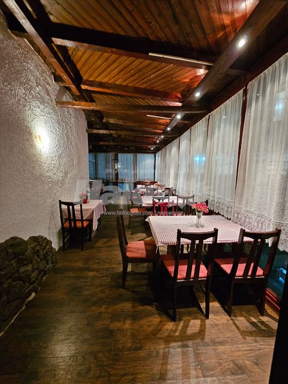 Izdajem opremljen Restoran Piceriju — 13